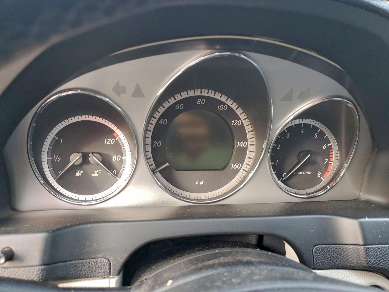 2011 MERCEDES-BENZ C 300 photo 9