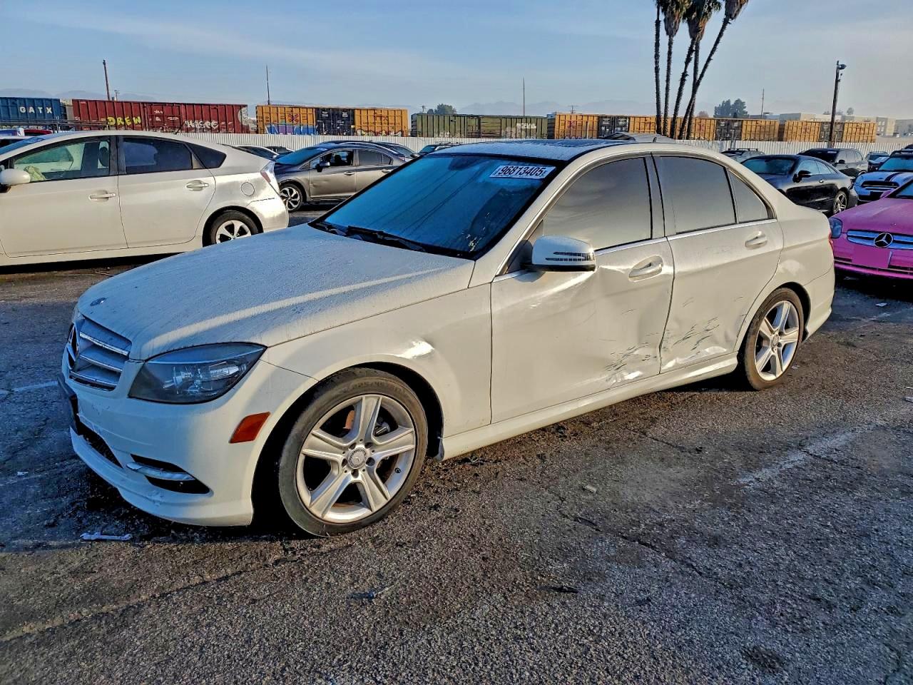 2011 MERCEDES-BENZ C
