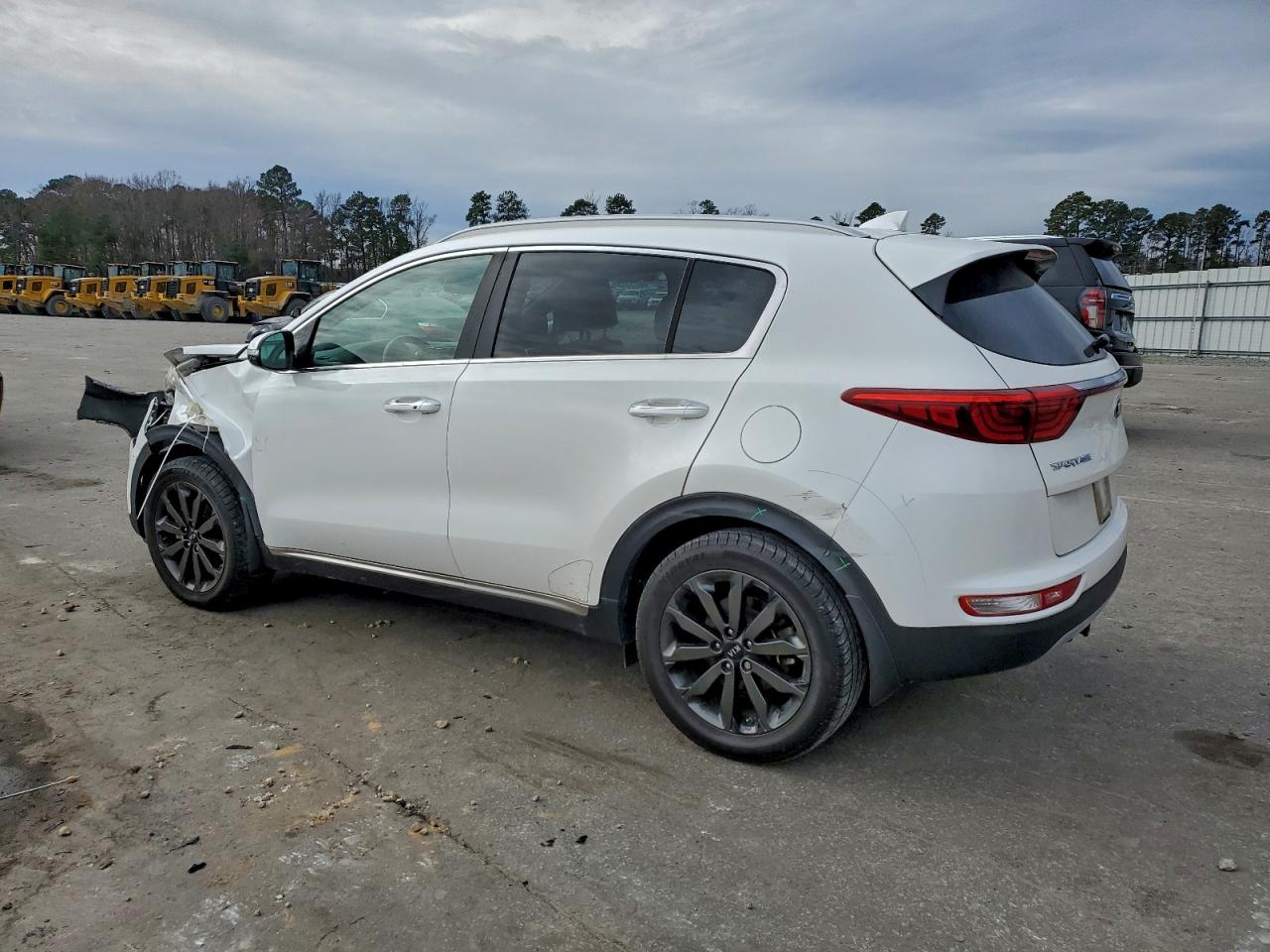 2019 KIA SPORTAGE EX photo 2