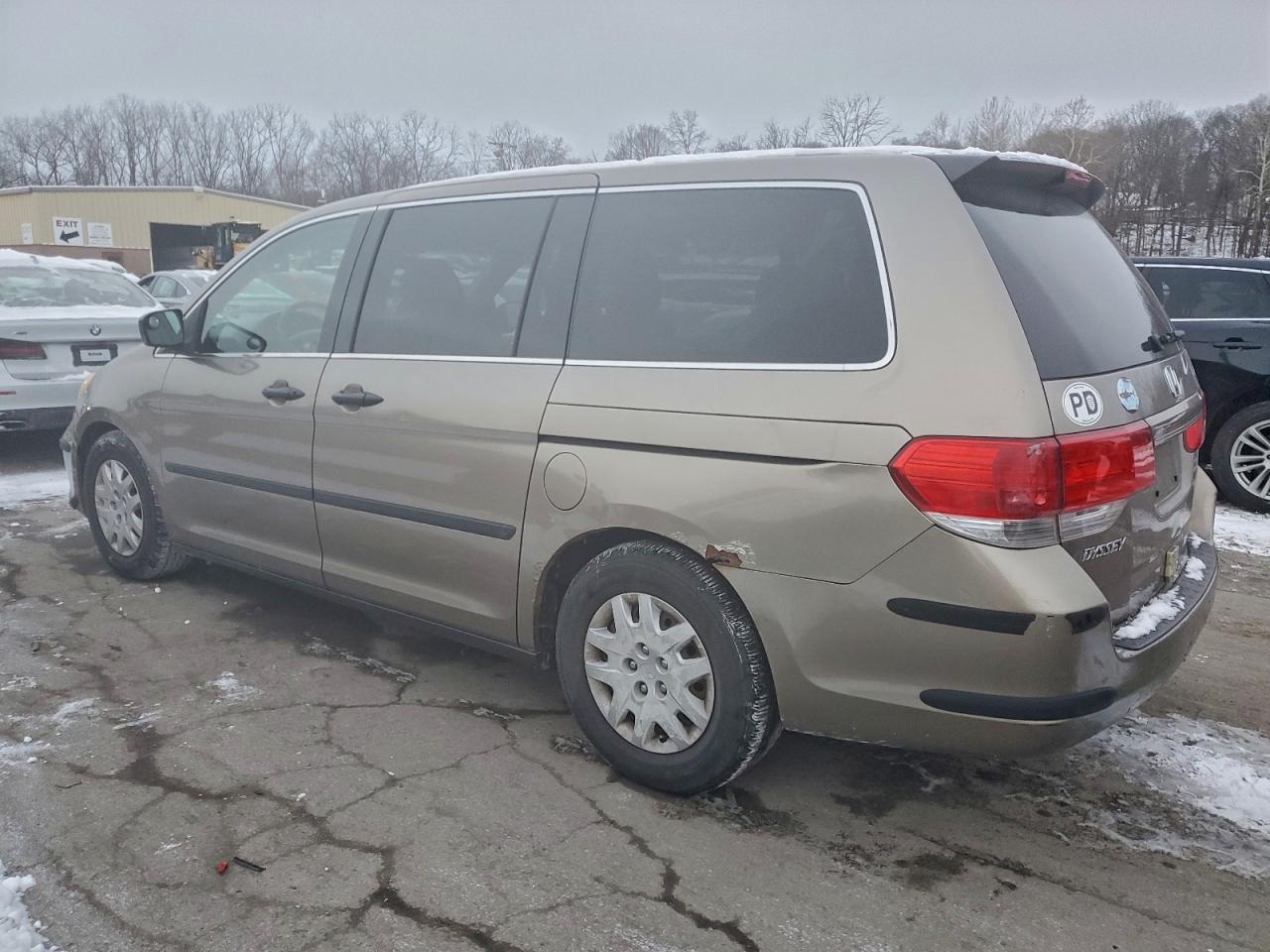 2008 HONDA ODYSSEY LX photo 2