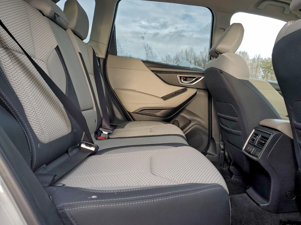 2022 SUBARU FORESTER PREMIUM photo 10