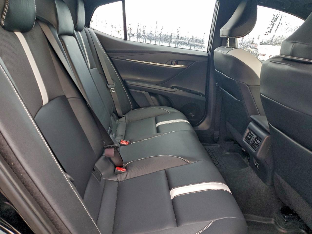 2025 TOYOTA CAMRY XSE photo 10