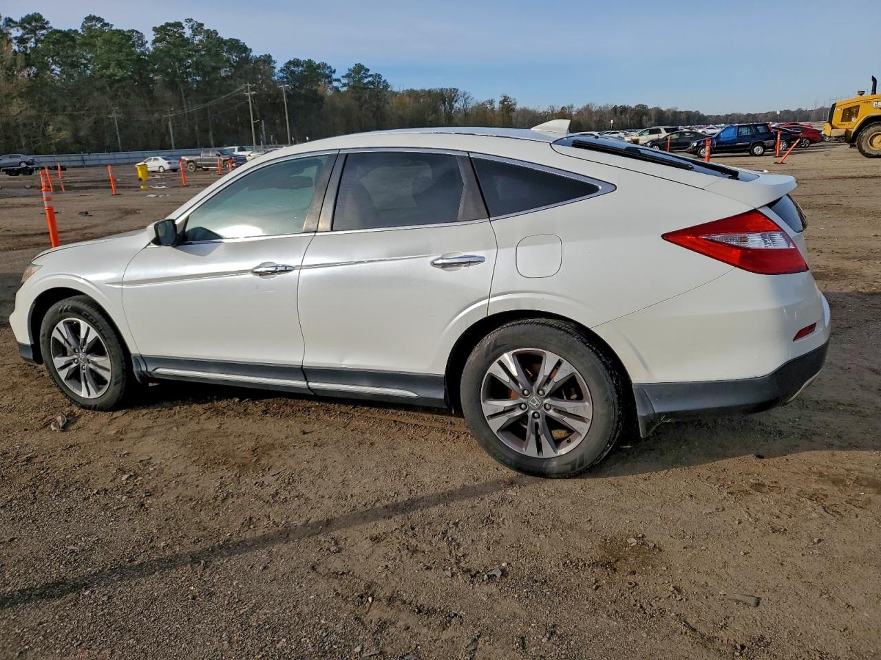2015 HONDA CROSSTOUR EXL photo 2