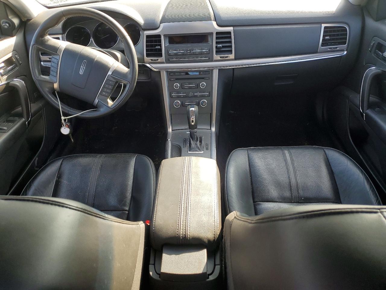 2010 LINCOLN MKZ photo 8