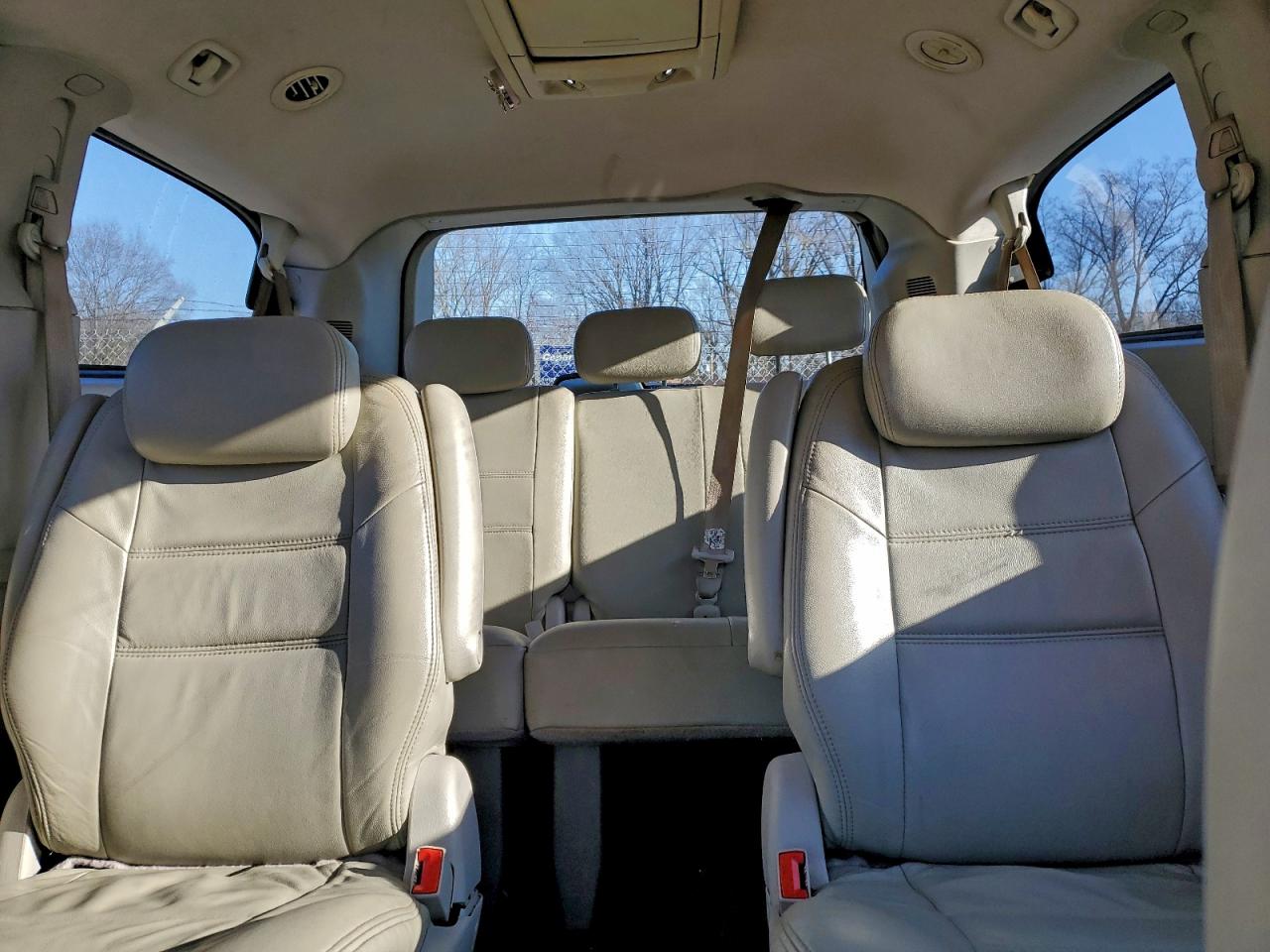 2008 CHRYSLER TOWN & COUNTRY TOURING photo 10