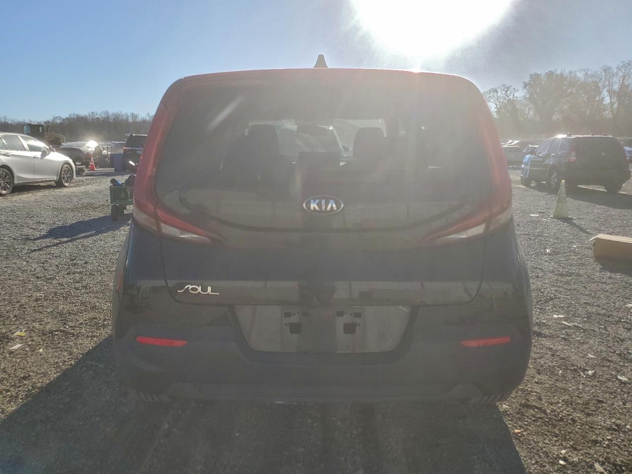 2021 KIA SOUL LX photo 6