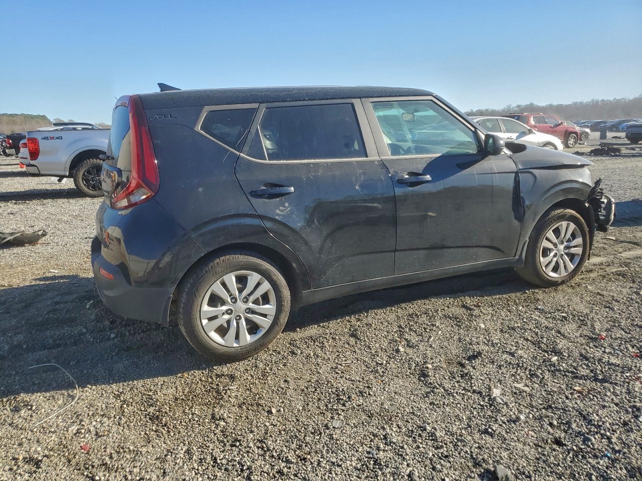 2021 KIA SOUL LX photo 3