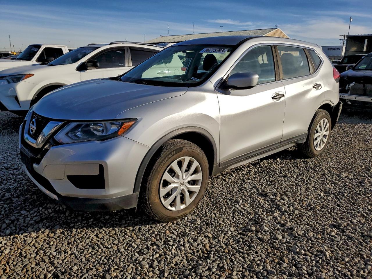 2017 NISSAN ROGUE