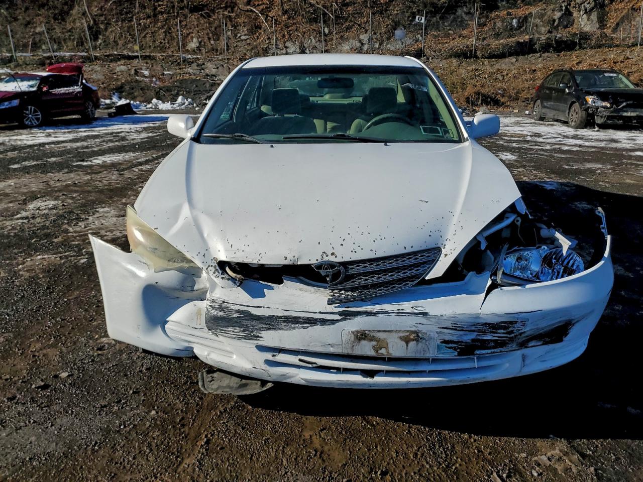 2002 TOYOTA CAMRY LE photo 5