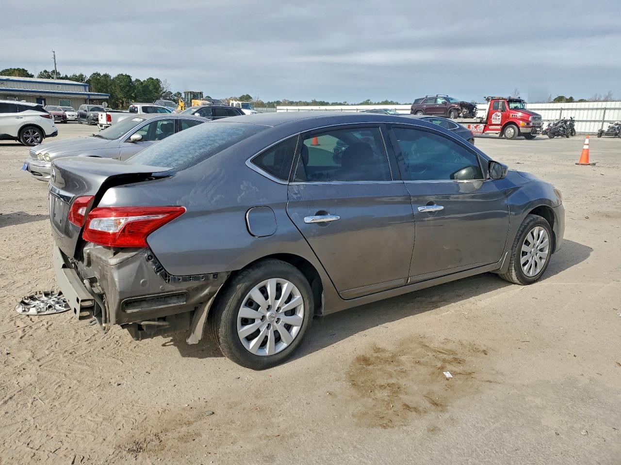 2018 NISSAN SENTRA S photo 3
