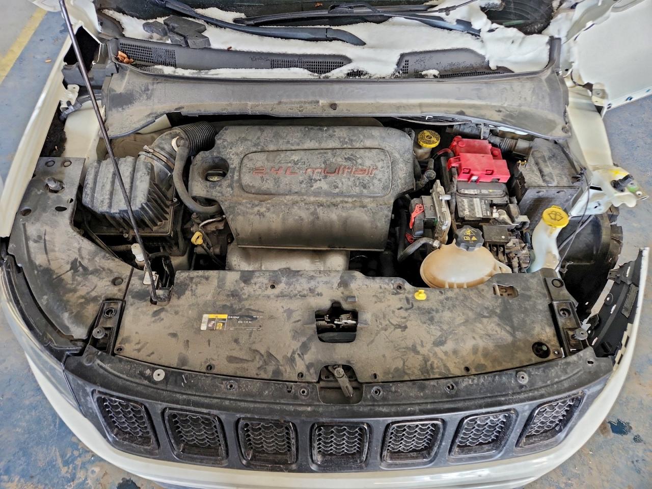 2021 JEEP COMPASS LATITUDE photo 12