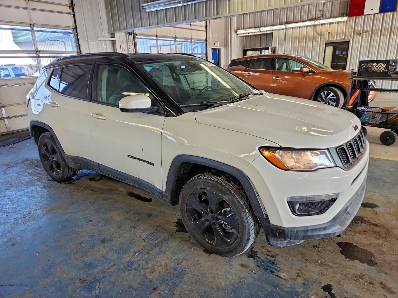 2021 JEEP COMPASS LATITUDE photo 4