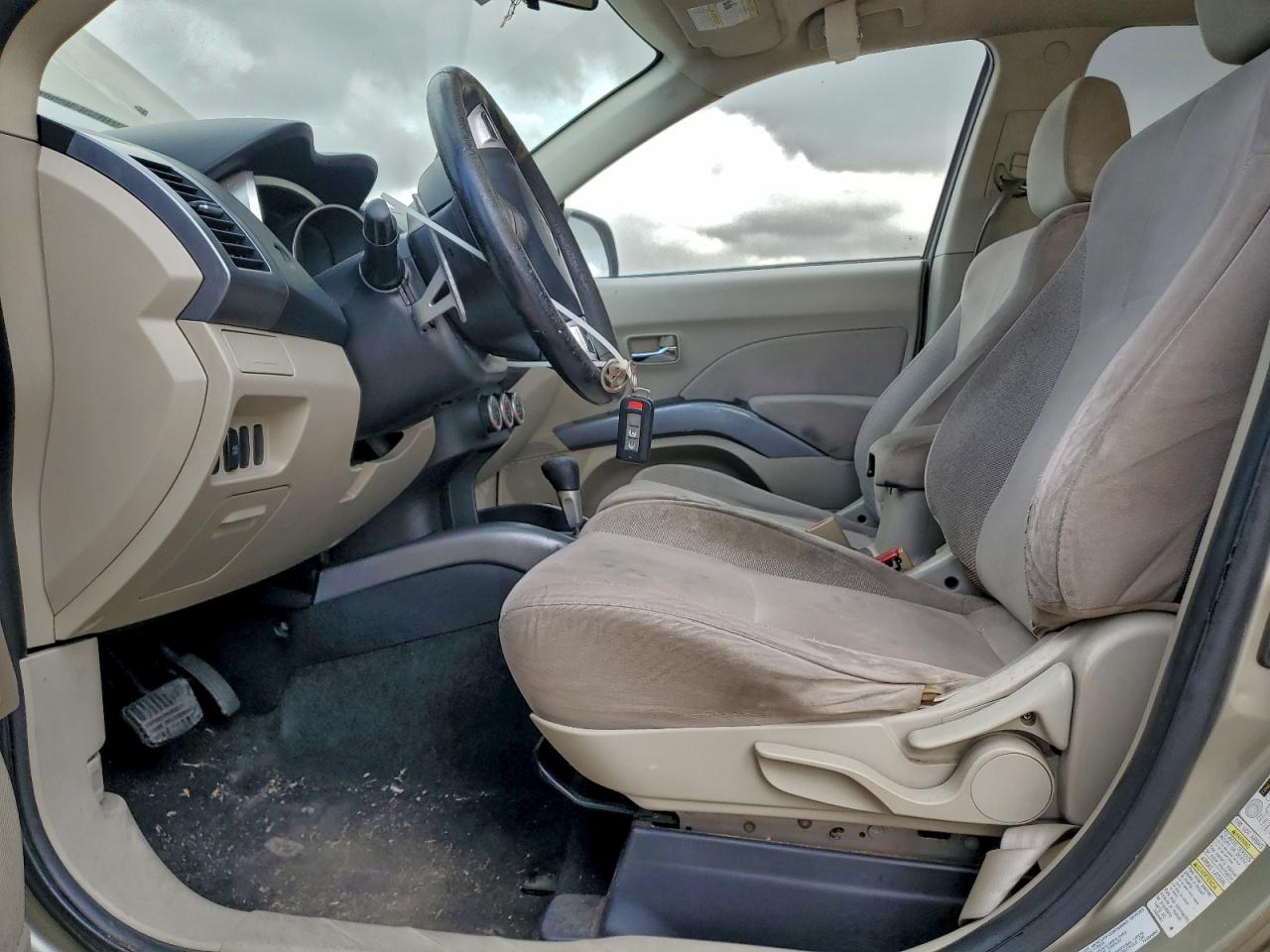 2008 MITSUBISHI OUTLANDER XLS photo 7