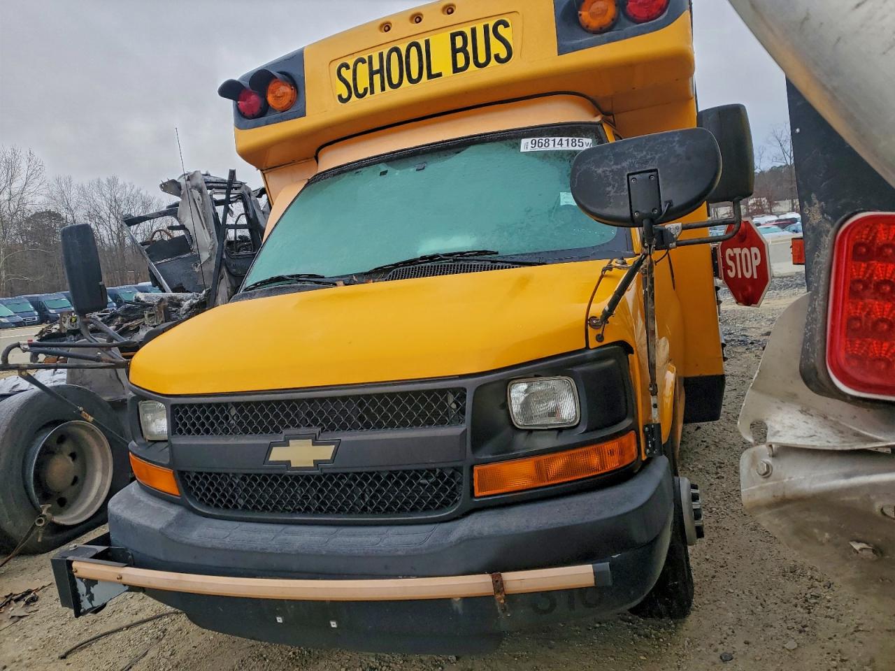 2016 CHEVROLET EXPRESS G3500 photo 2