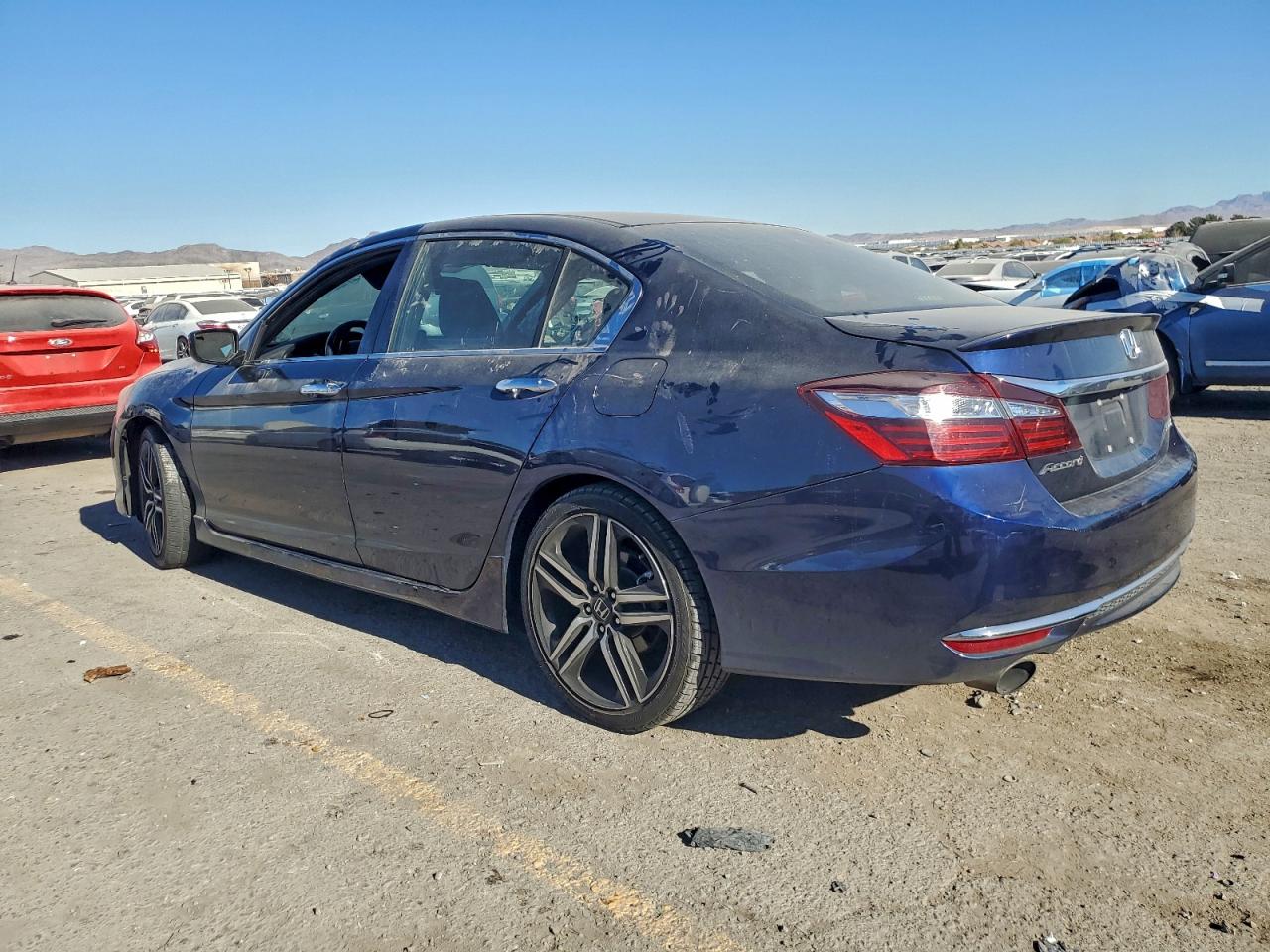 2017 HONDA ACCORD SPORT photo 2