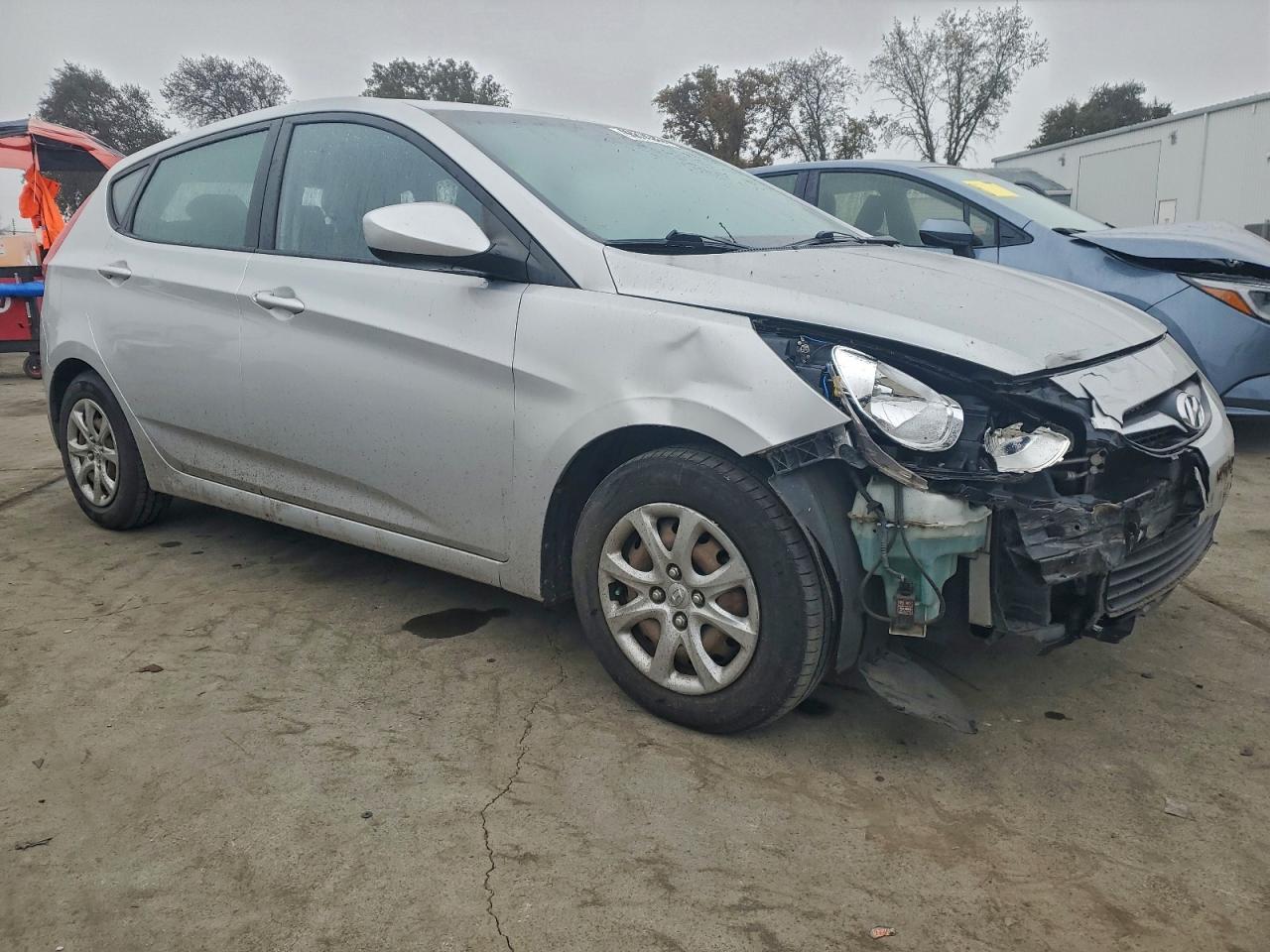 2012 HYUNDAI ACCENT GLS photo 4