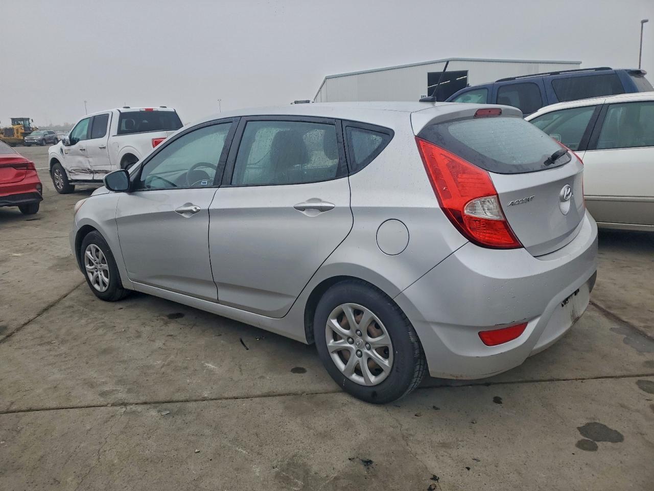 2012 HYUNDAI ACCENT GLS photo 2