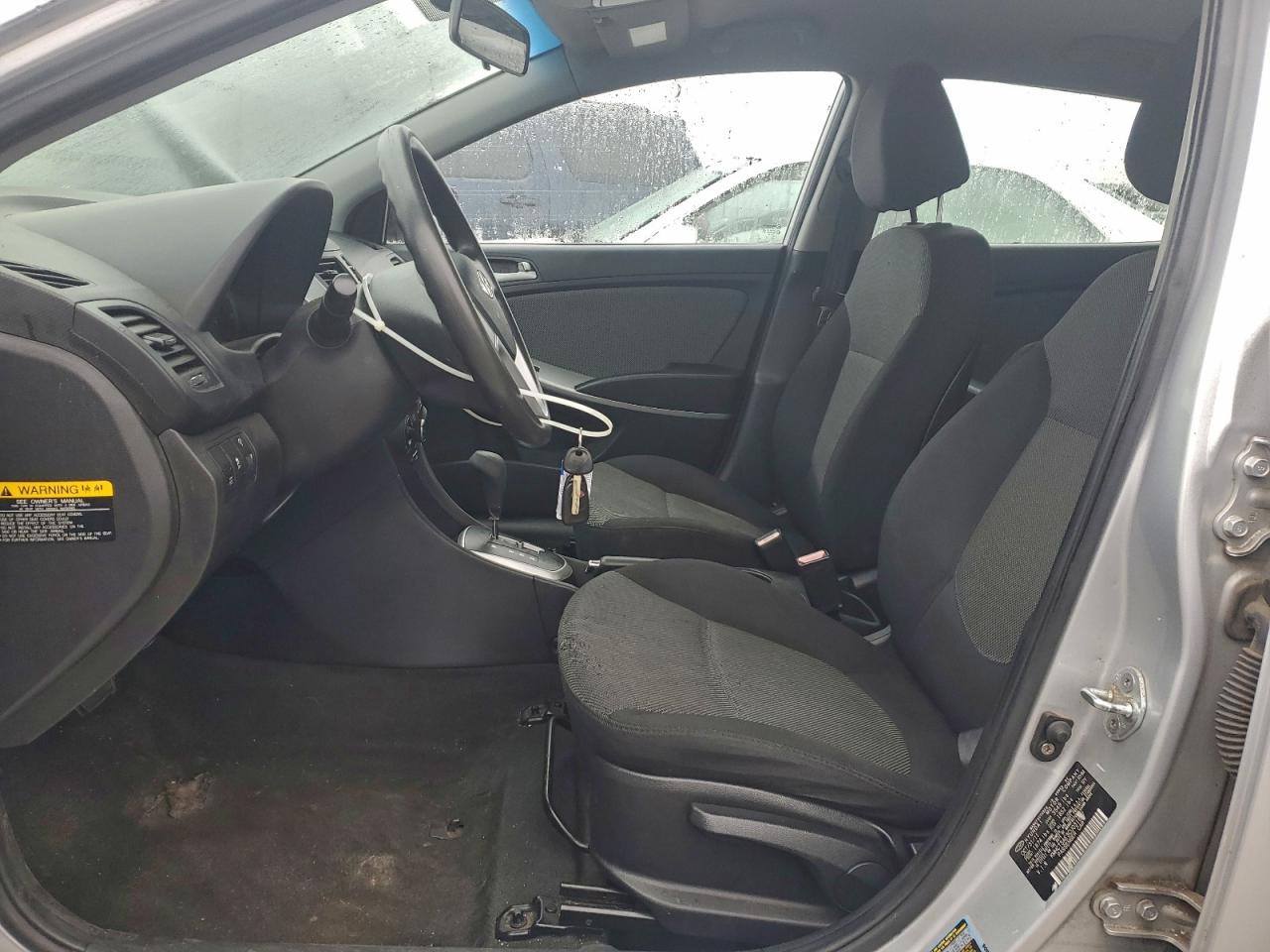 2012 HYUNDAI ACCENT GLS photo 7