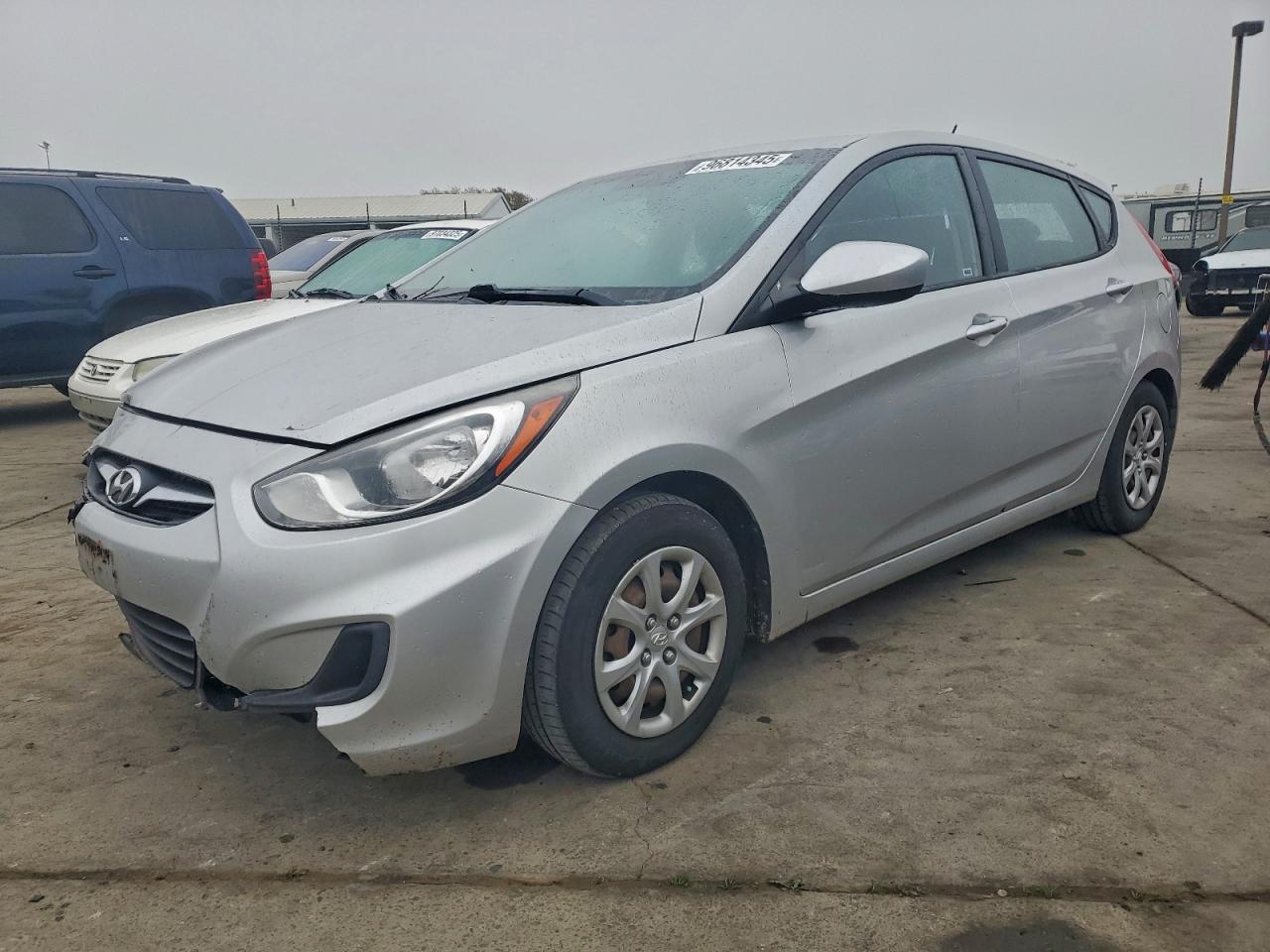 2012 HYUNDAI ACCENT