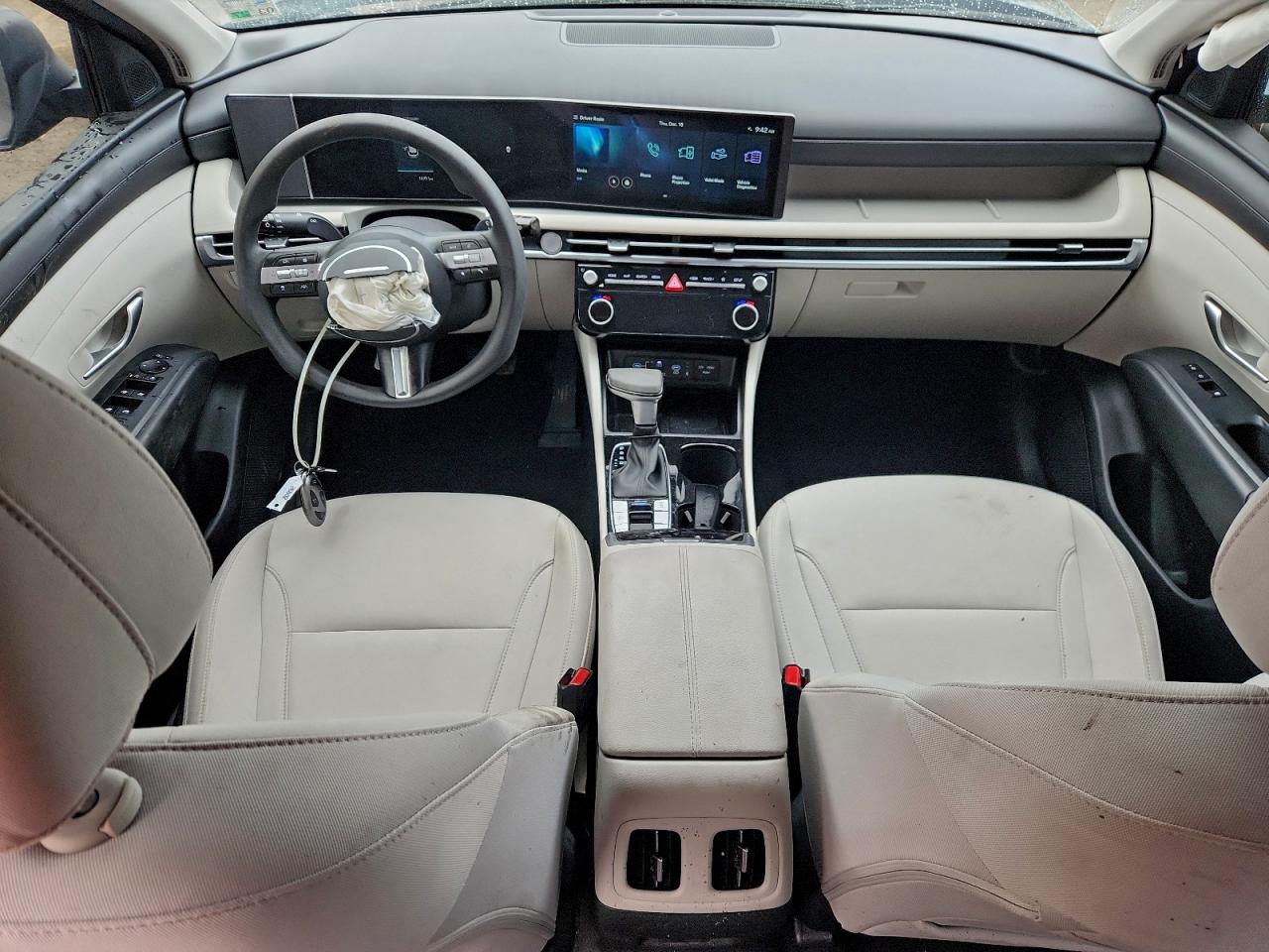 2025 HYUNDAI TUCSON SEL photo 8