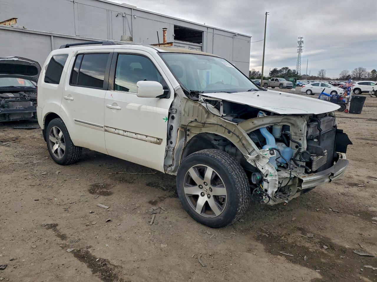 2013 HONDA PILOT TOURING photo 4
