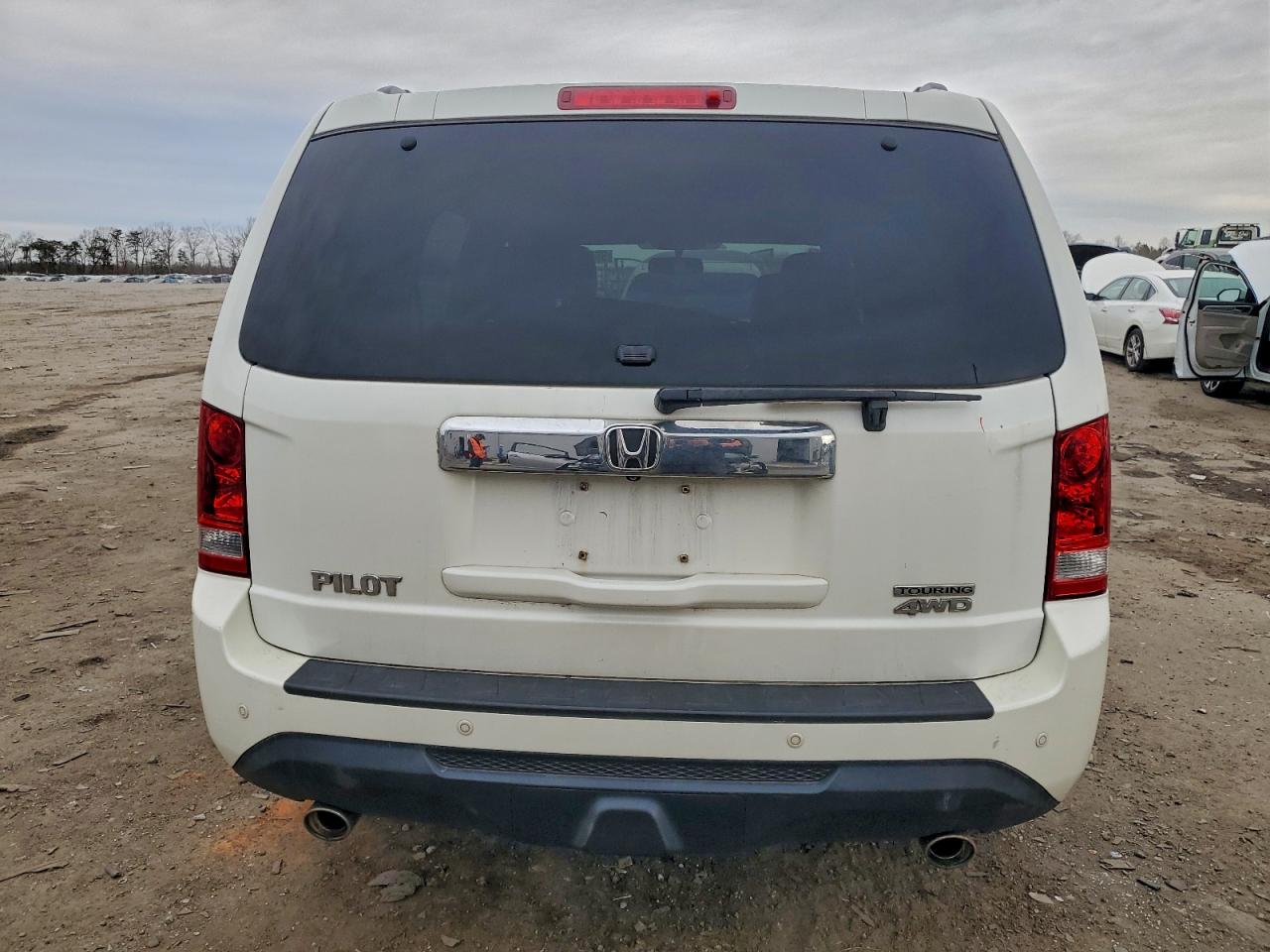 2013 HONDA PILOT TOURING photo 6