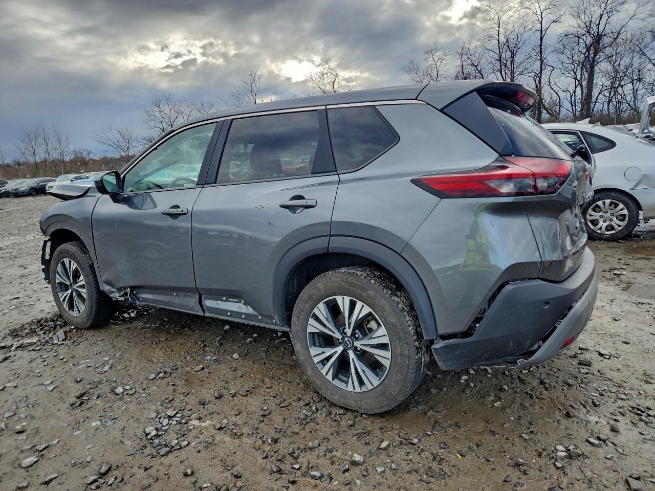 2023 NISSAN ROGUE SV photo 2
