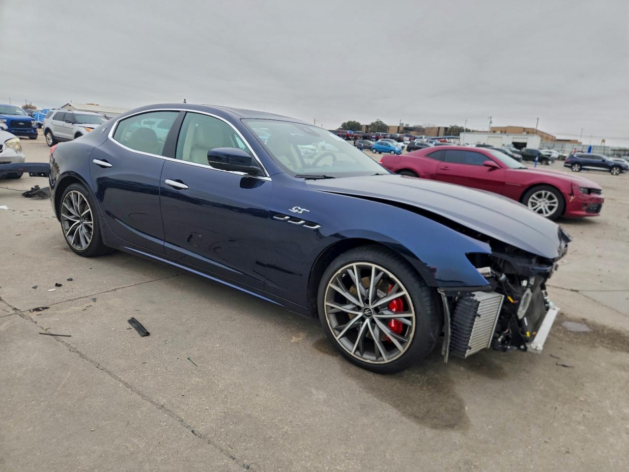 2022 MASERATI GHIBLI BASE photo 4