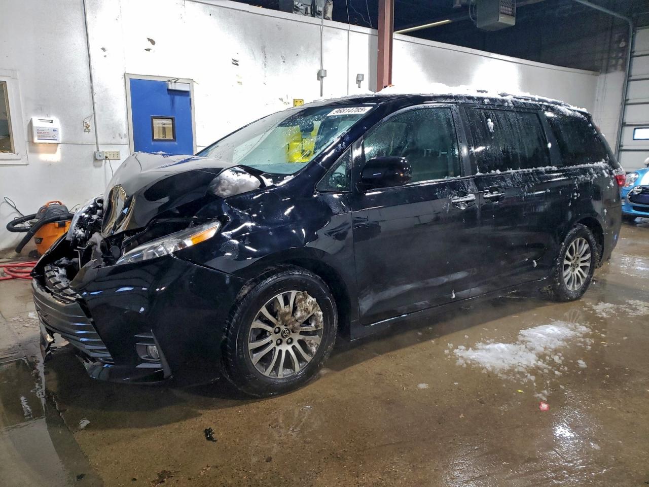 2020 TOYOTA SIENNA