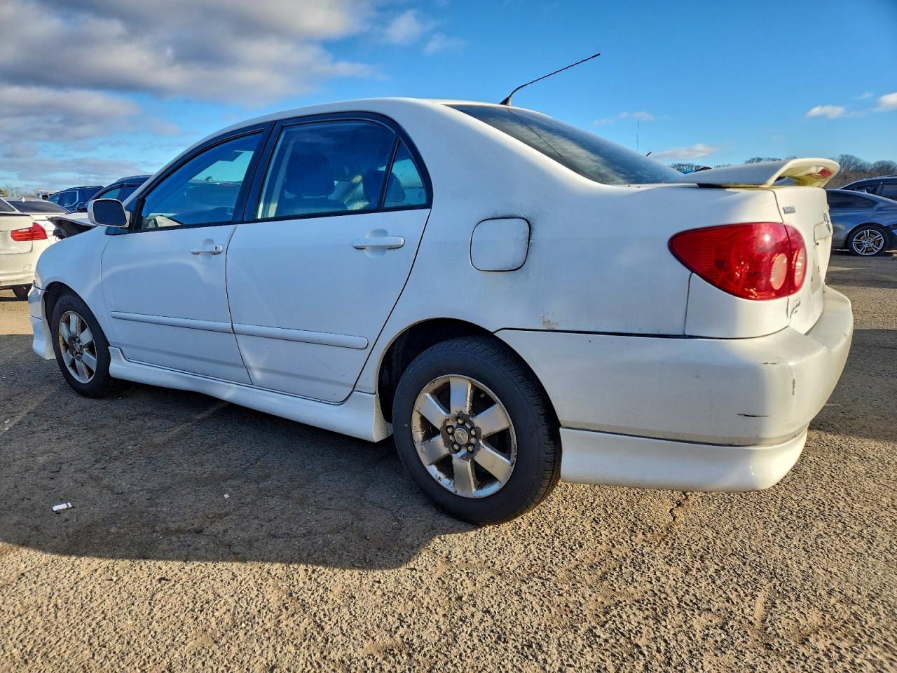 2006 TOYOTA COROLLA CE photo 2