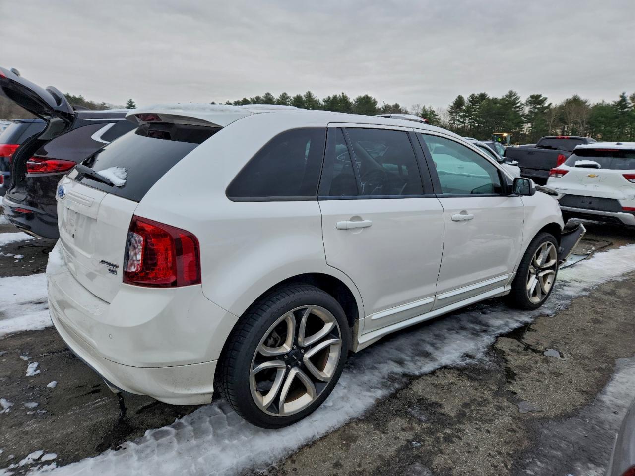 2011 FORD EDGE SPORT photo 3