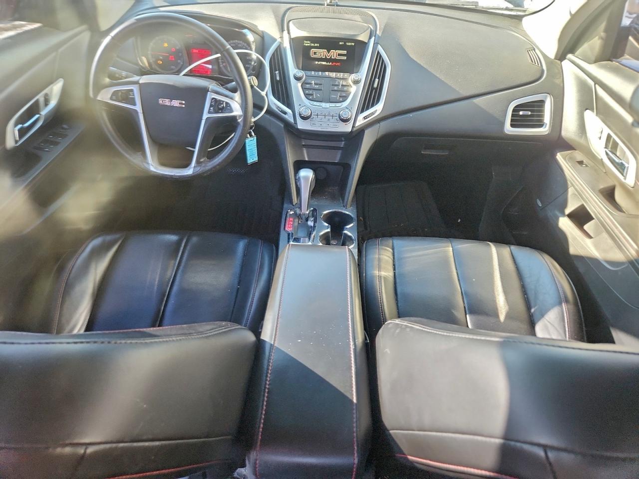 2013 GMC TERRAIN SLT photo 8