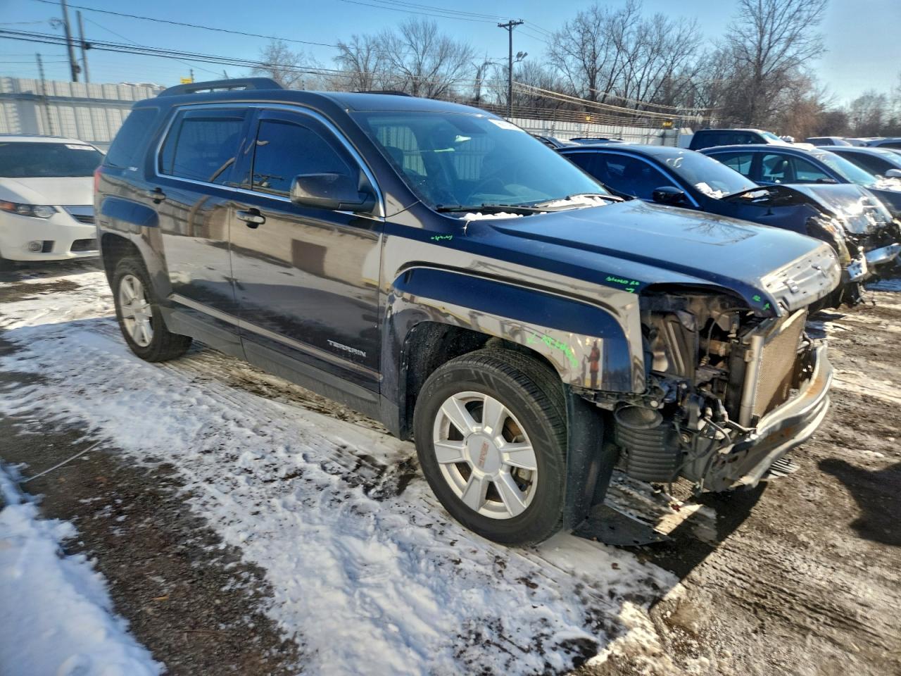 2013 GMC TERRAIN SLT photo 4