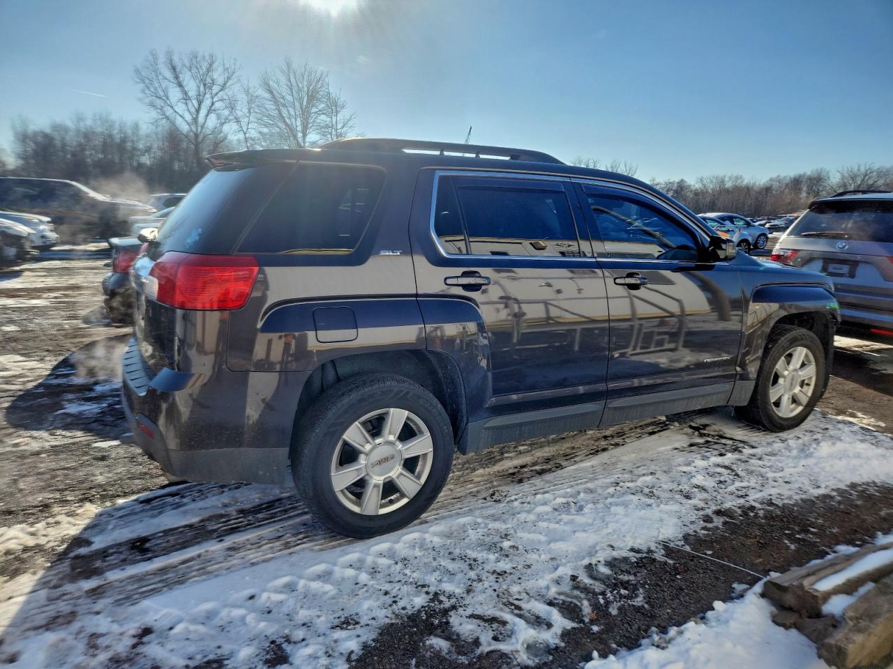2013 GMC TERRAIN SLT photo 3