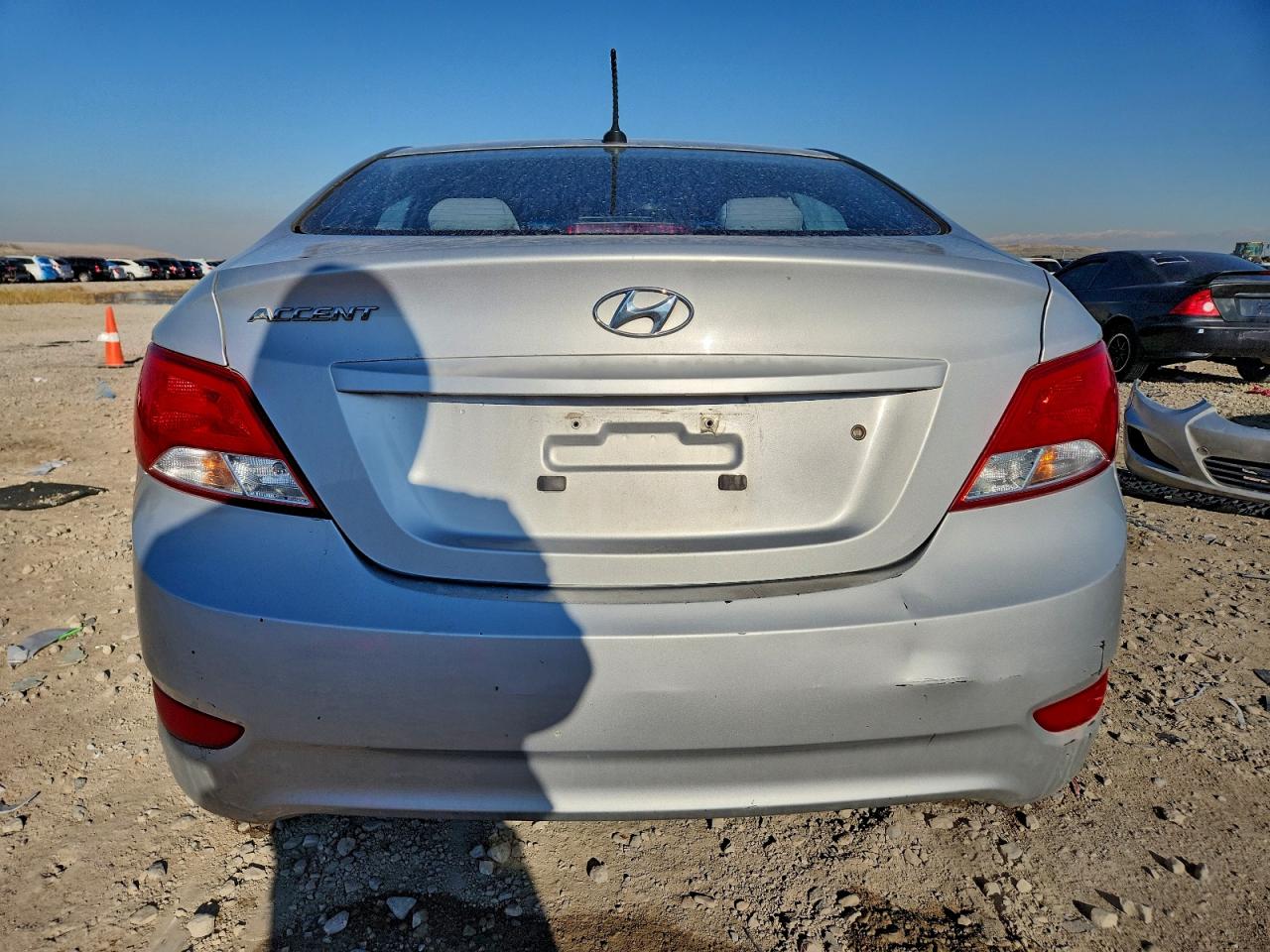 2016 HYUNDAI ACCENT SE photo 6