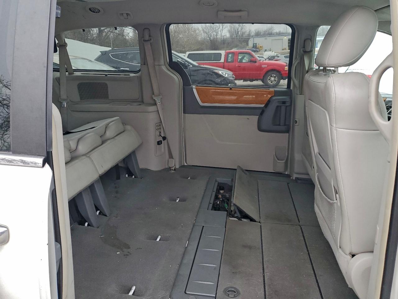2008 CHRYSLER TOWN & COUNTRY LIMITED photo 11