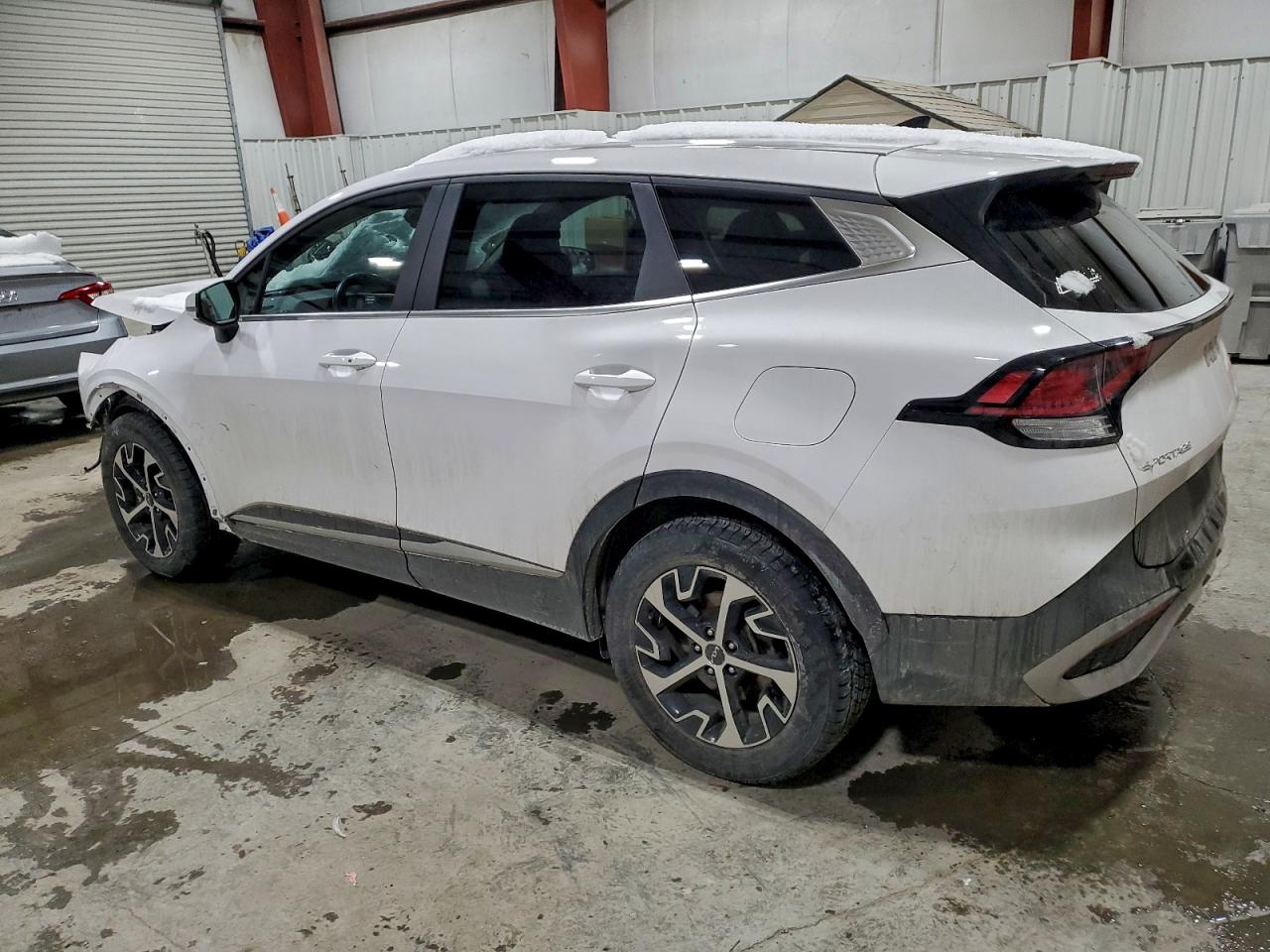 2023 KIA SPORTAGE EX photo 2
