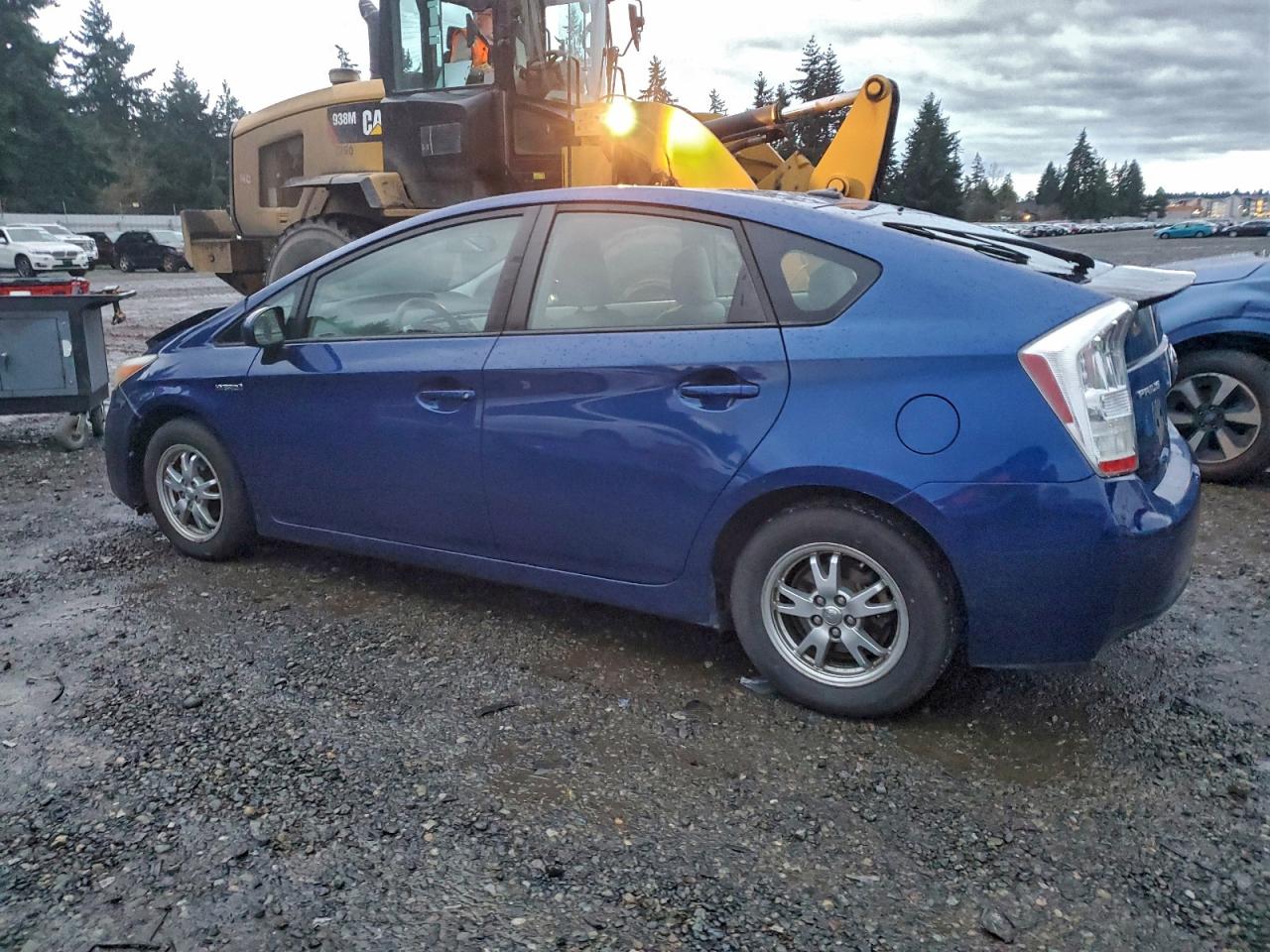 2010 TOYOTA PRIUS photo 2