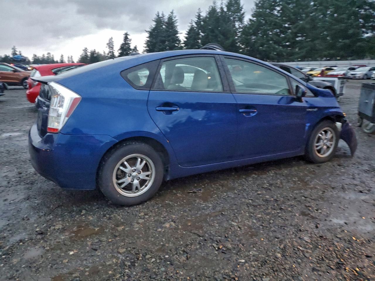 2010 TOYOTA PRIUS photo 3