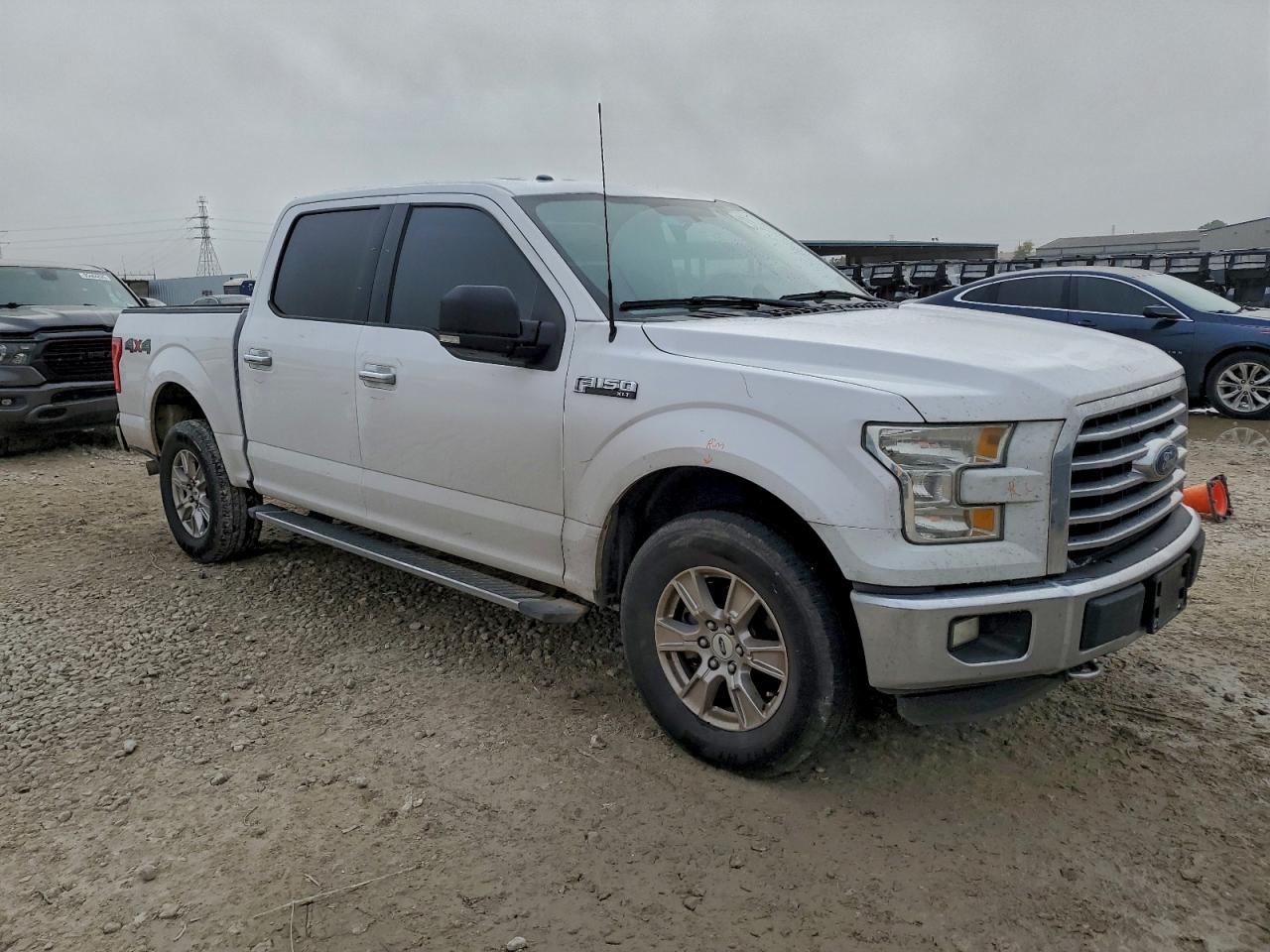 2015 FORD F150 SUPERCREW photo 4