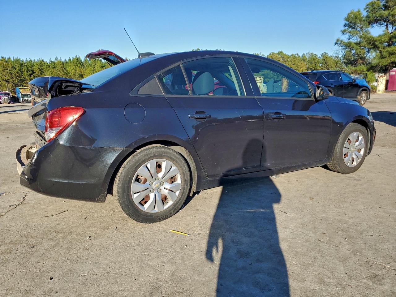 2015 CHEVROLET CRUZE LS photo 3