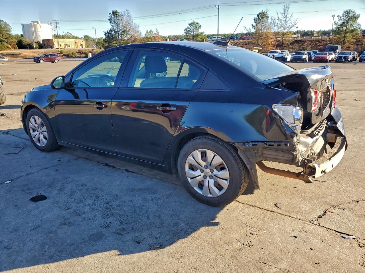 2015 CHEVROLET CRUZE LS photo 2