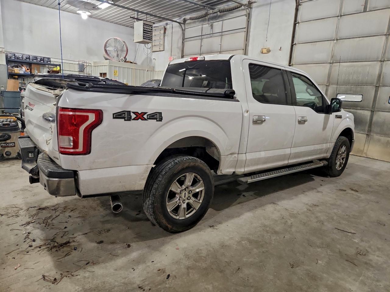 2015 FORD F150 SUPERCREW photo 3