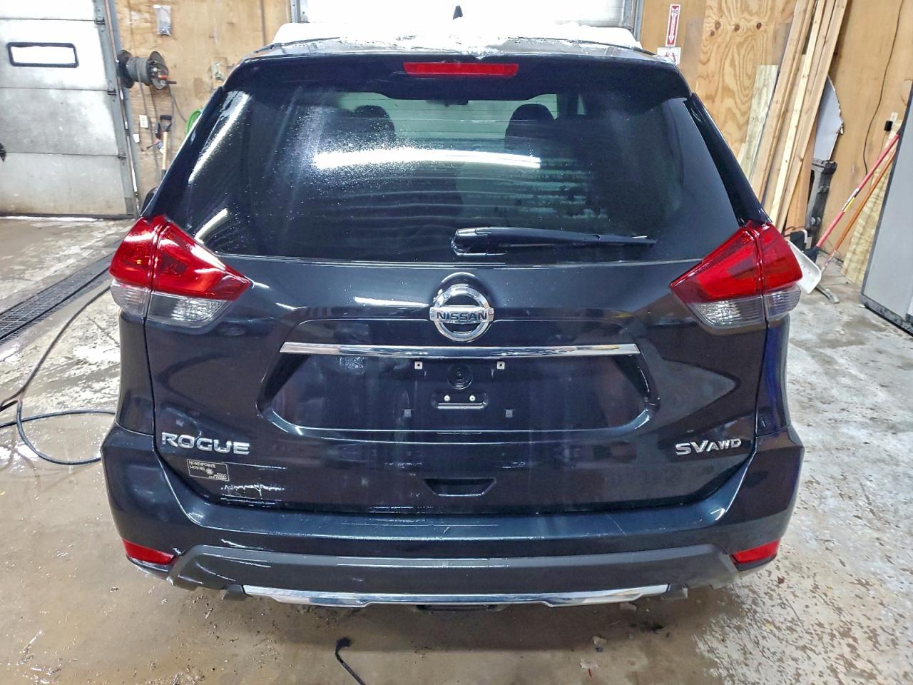 2017 NISSAN ROGUE SV photo 6