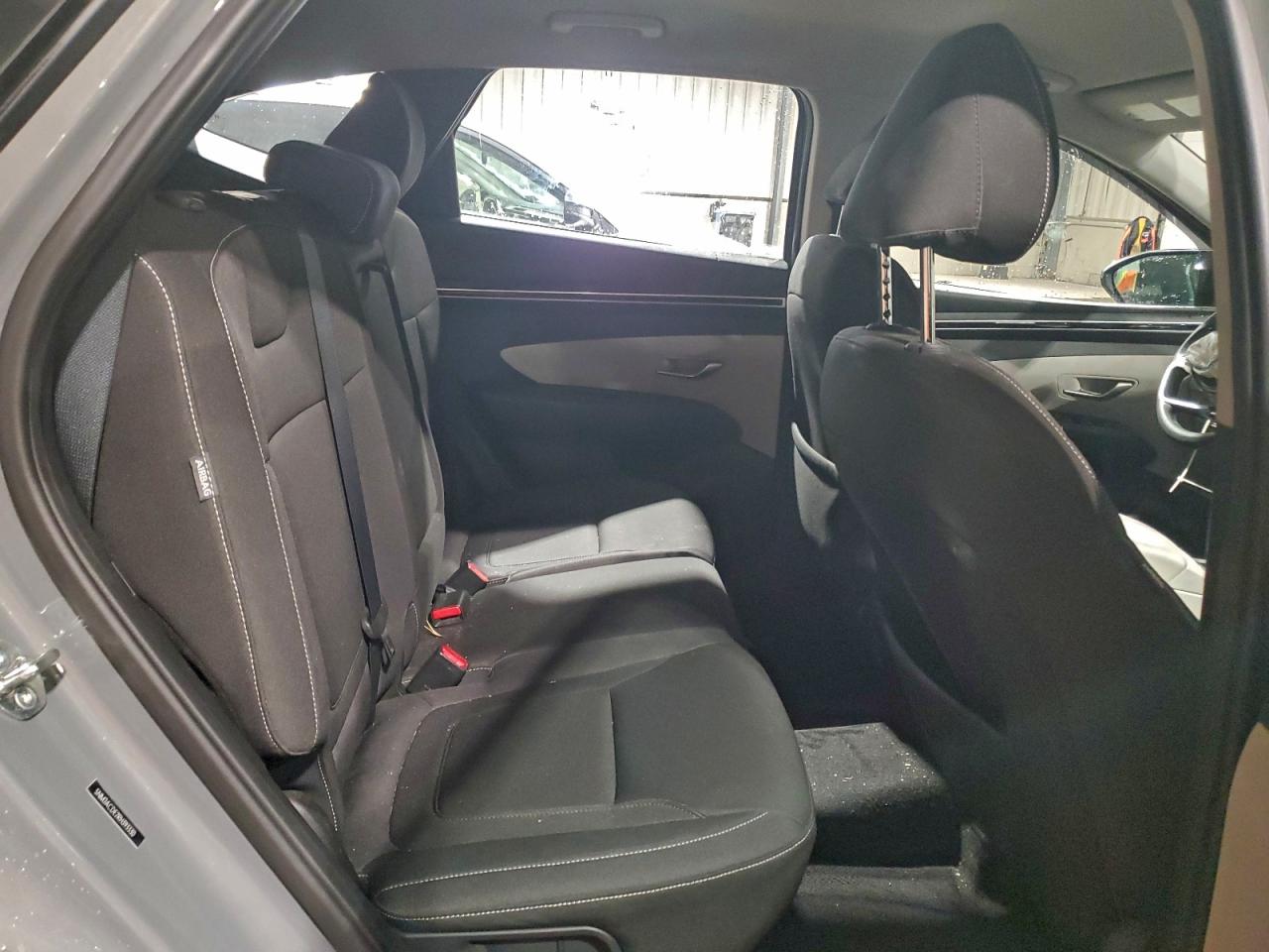 2024 HYUNDAI TUCSON SE photo 11