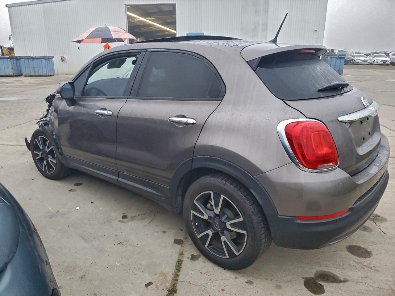 2016 FIAT 500X EASY photo 2