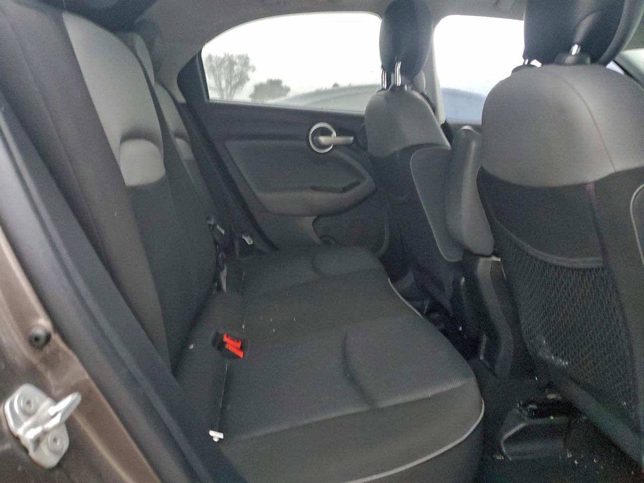 2016 FIAT 500X EASY photo 10
