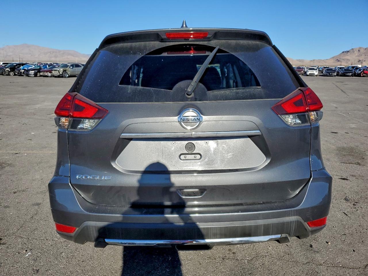 2017 NISSAN ROGUE S photo 6