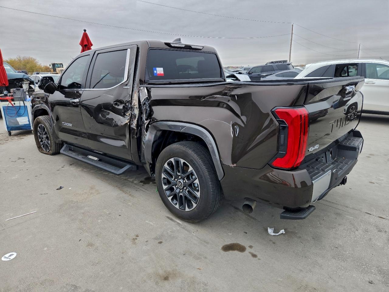 2024 TOYOTA TUNDRA CREWMAX LIMITED photo 2