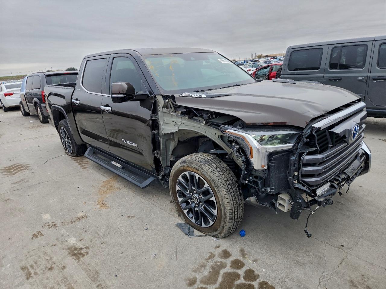 2024 TOYOTA TUNDRA CREWMAX LIMITED photo 4